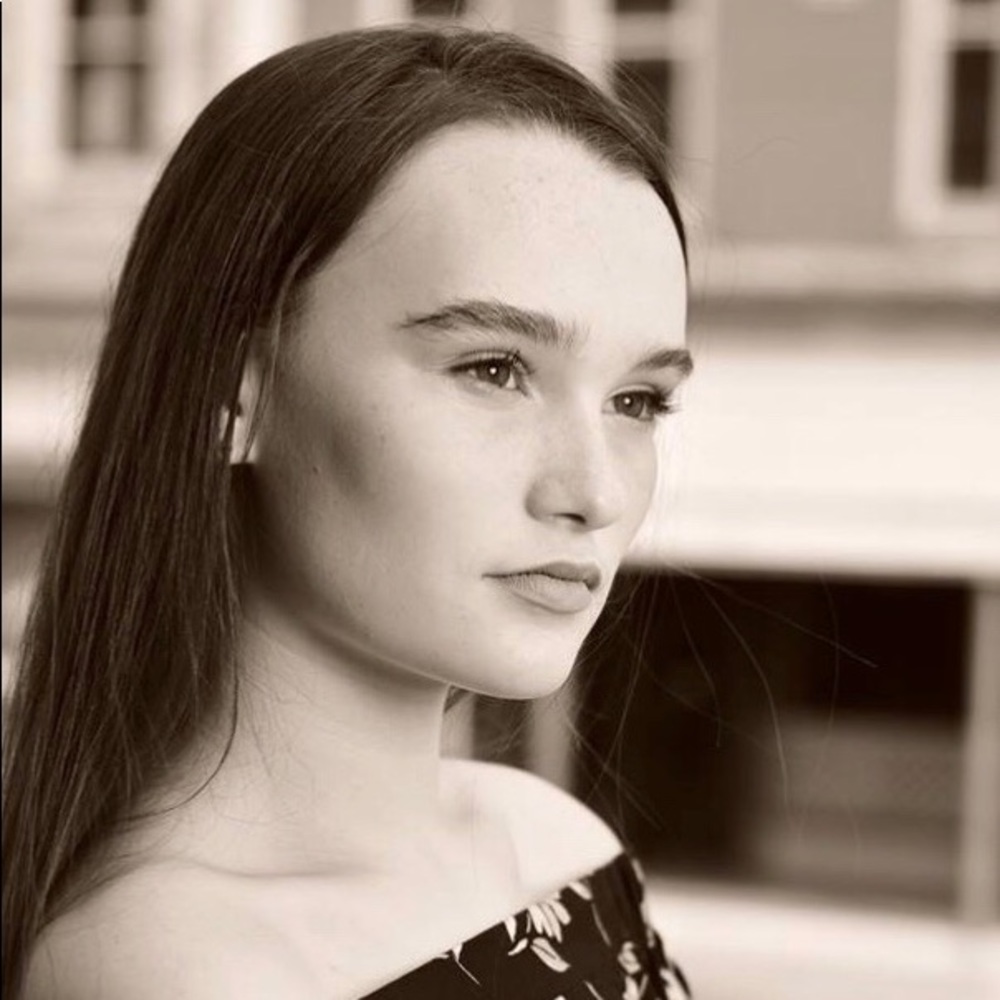 Meet your Posher, Riley